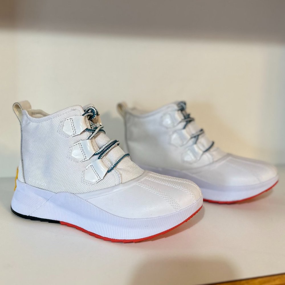 WOMEN'S OUT N ABOUT™ III CLASSIC BOOT